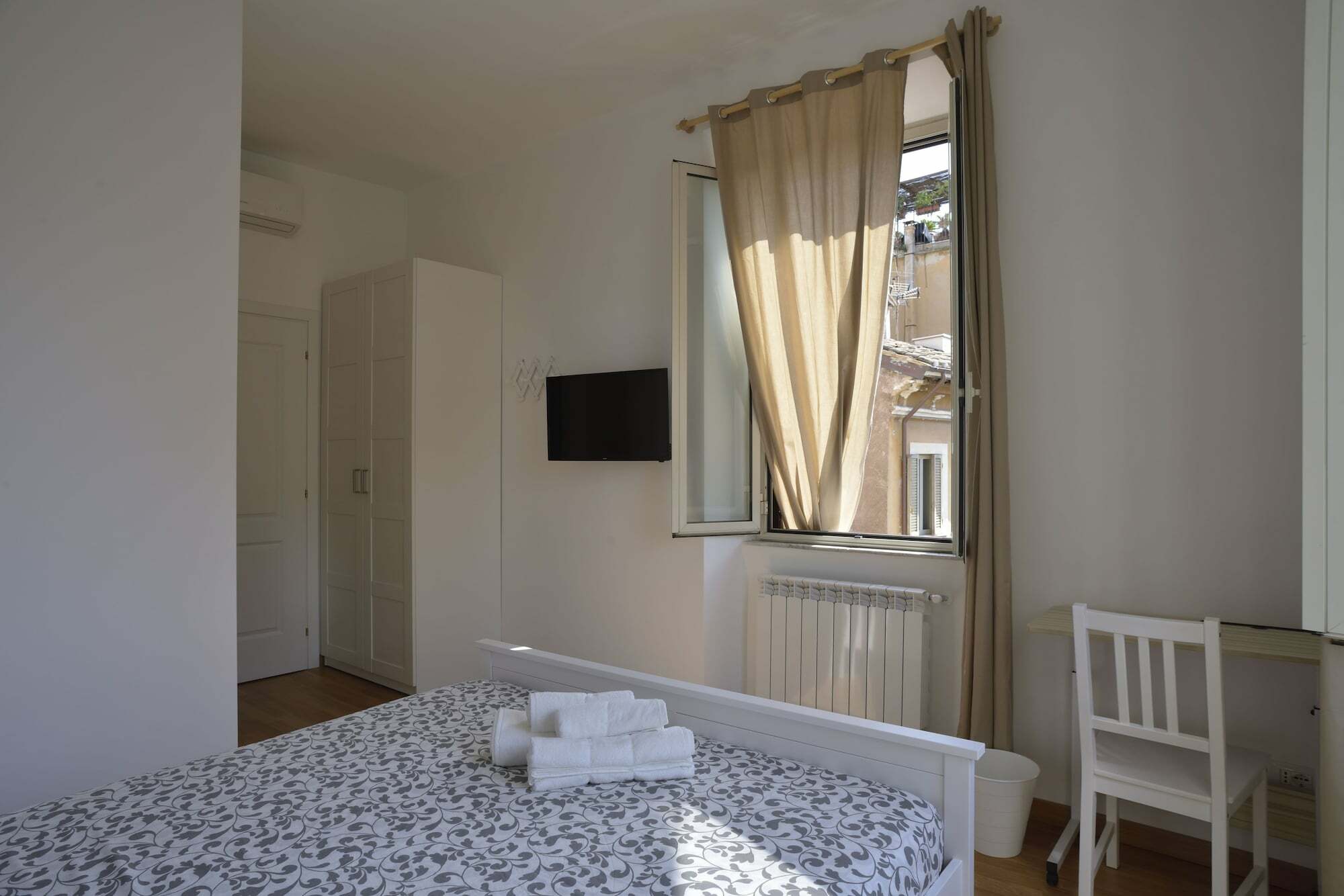 Livia B&B - Trastevere ローマ エクステリア 写真